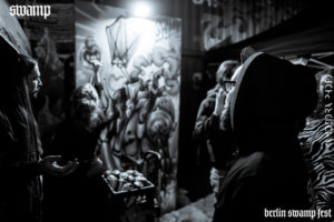 12_Outside_03