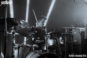 8_Deaftrap_004