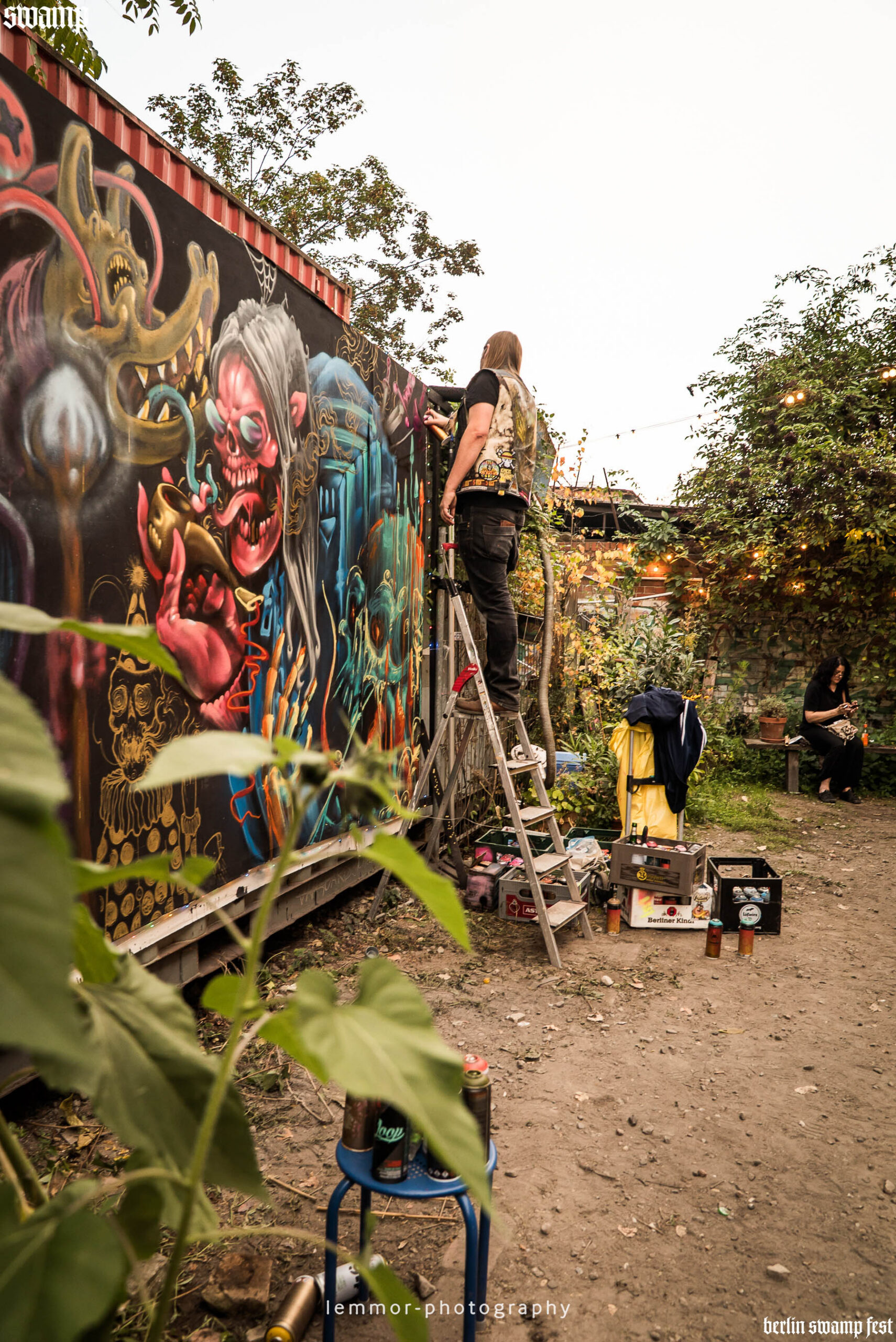 074